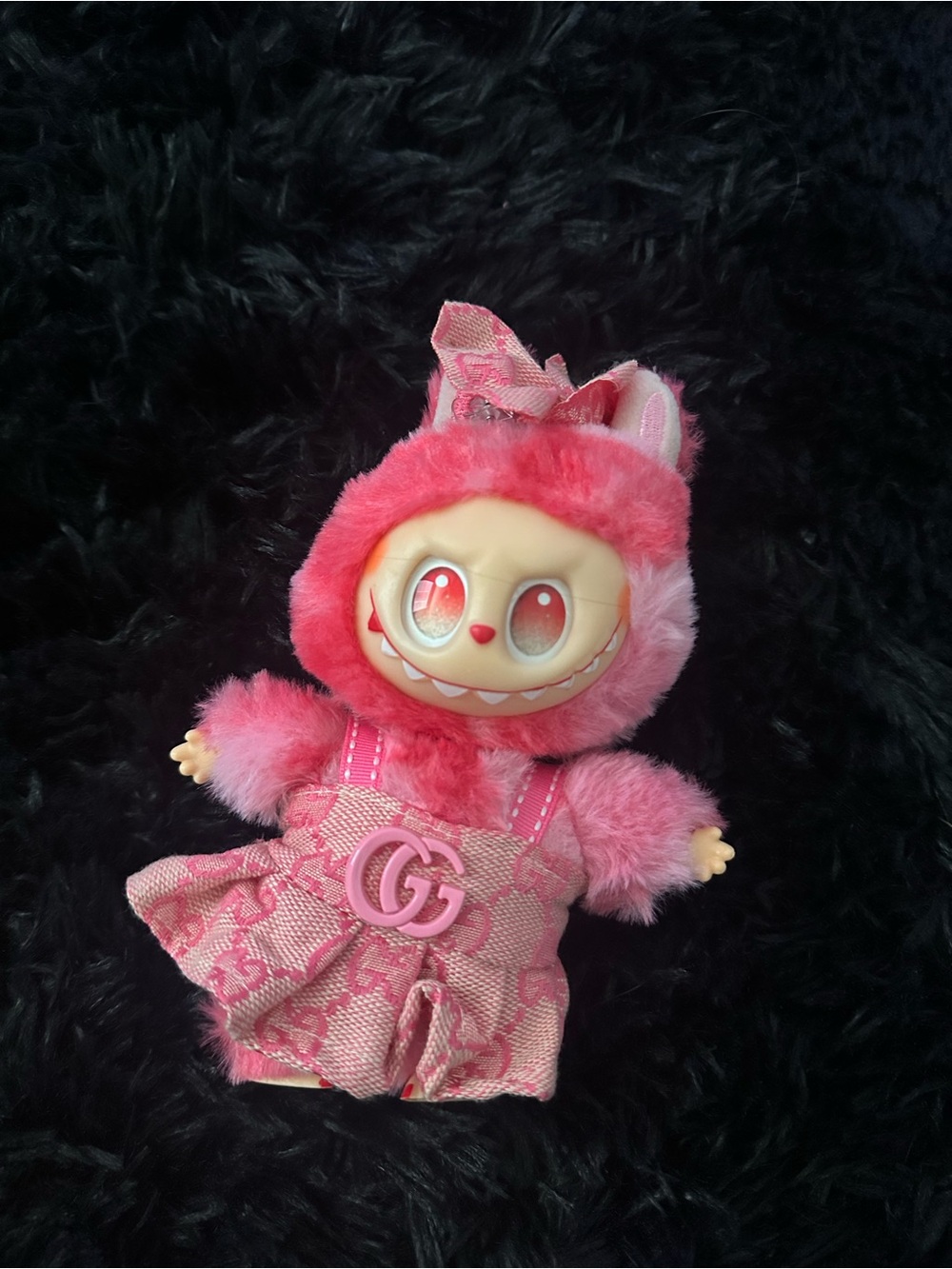 Lafufu with gucci outfit!! Comes with another outfit as well